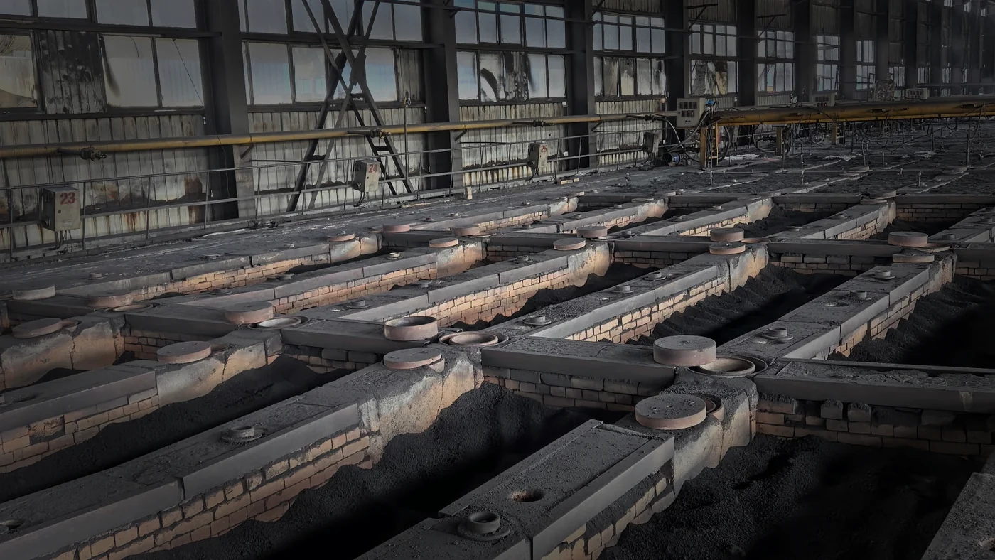 Graphite factory workshop